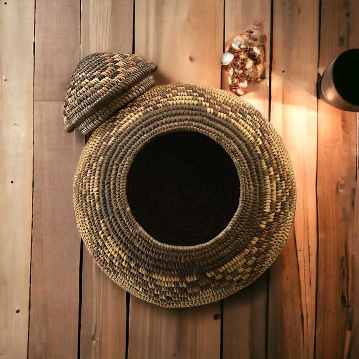 Vintage African Zulu Tribal Hand Woven Basket | Lidded Ukhamba Design