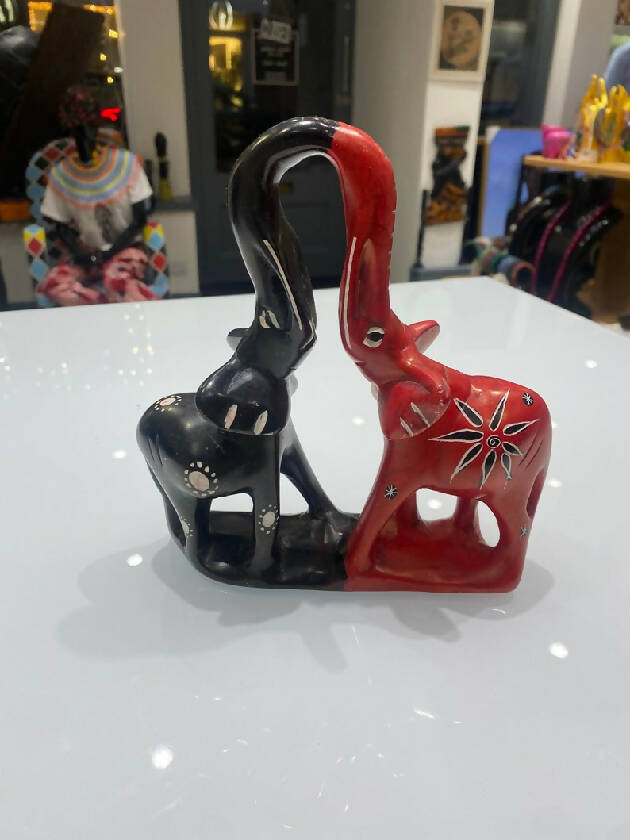 8" Kissing Elephant. - Dilwana - botswana online shopping