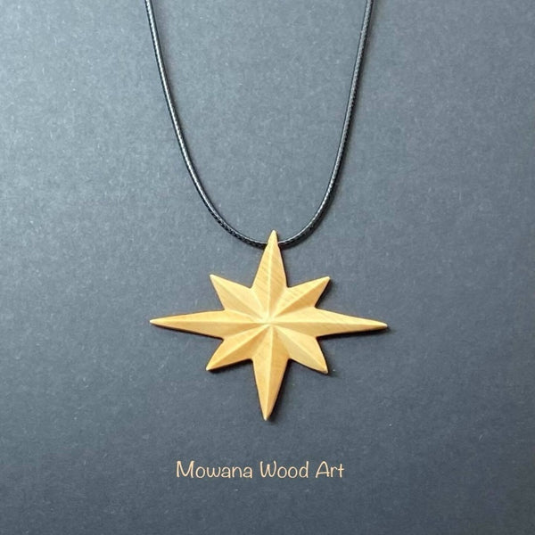 Star pendant necklace
