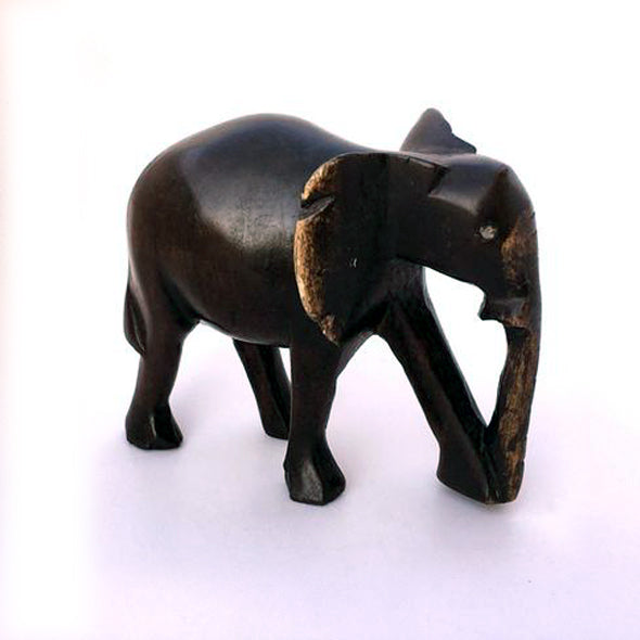 African Wooden Elephant - African craft market - Dilwana