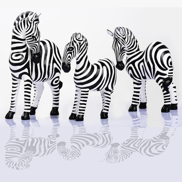 Zebra wooden painted med - Dilwana - botswana online shopping